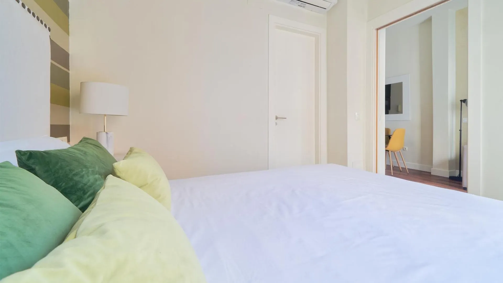 Daire Apartamento Premium En Centro Historico, Luminoso Y Acogedor Málaga